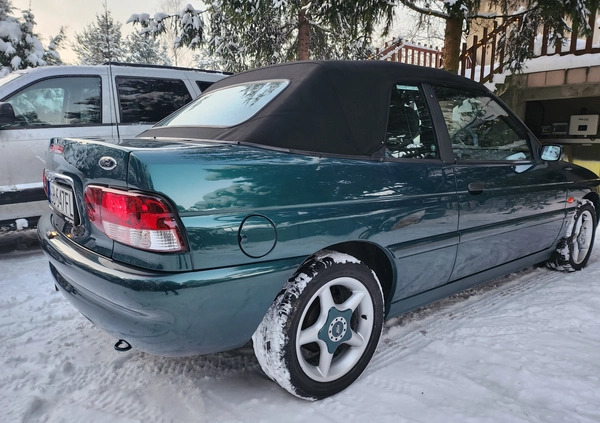 Ford Escort cena 24900 przebieg: 72000, rok produkcji 1997 z Wejherowo małe 631